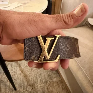 Louis Vuitton Monogram LV Initiales Belt