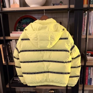 Versace Logo-Trim Puffer Jacket