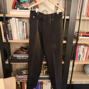 Theory Zaine Tailored Trousers