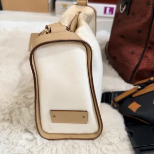 Gucci White Canvas Shoulder Bag